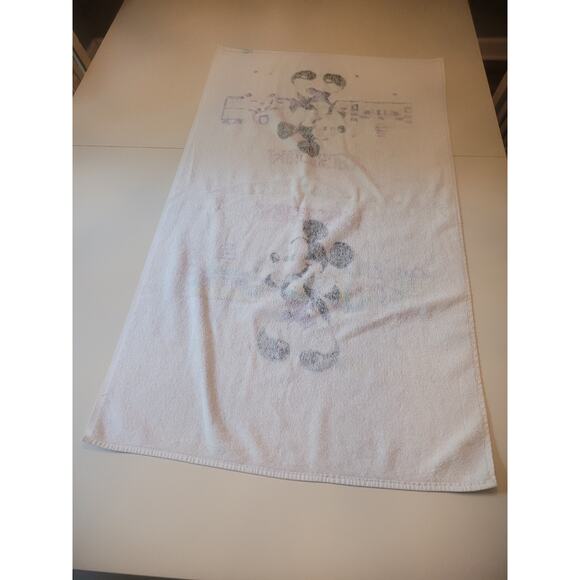 Vintage Disney Starring Mickey Mouse Cityscape Multicolor Bath Towel Made in USA - Picture 5 of 6